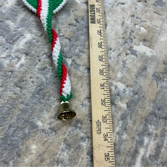 Vintage 1970's Handmade Crochet Wreath Chain Door Hanger Kitschy Christmas - Picture 8 of 9